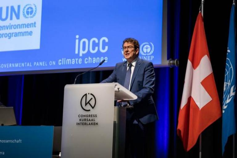 Swiss government member Rösti addresses IPCC opening session