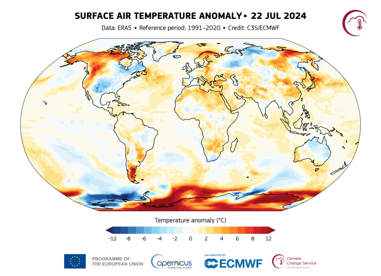 Global map showing surface air temperature anomalies on July 22, 2024. Regions in blue indicate cooler, while regions in red indicate warmer than average temperatures. Data from ERA5, ECMWF.