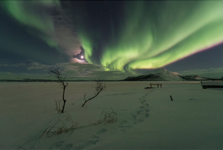 Aurora_borealis_Lionel_Peyraud_WMO.png